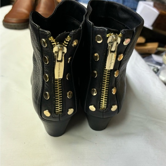 Vince Camuto Black Leather Bootie with gold zipper and studs Size 8 1/2 - Picture 5 of 10